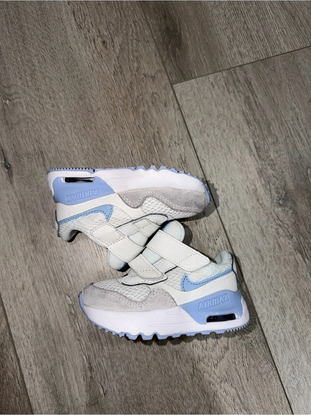 Nike Kids White & Light Blue Velcro Athletic Sneakers